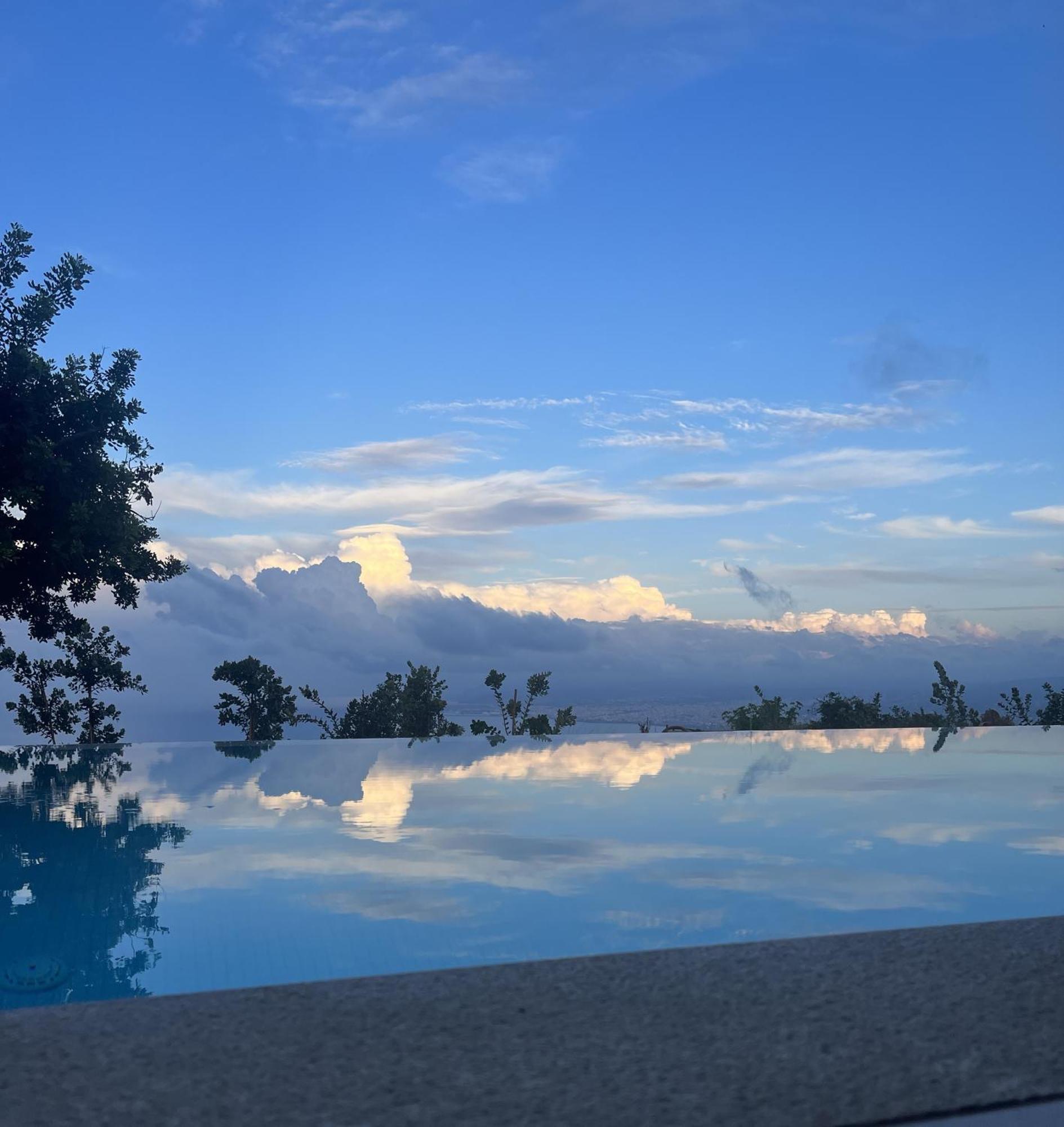 Plethora Luxury Suites Rodhia  Bagian luar foto