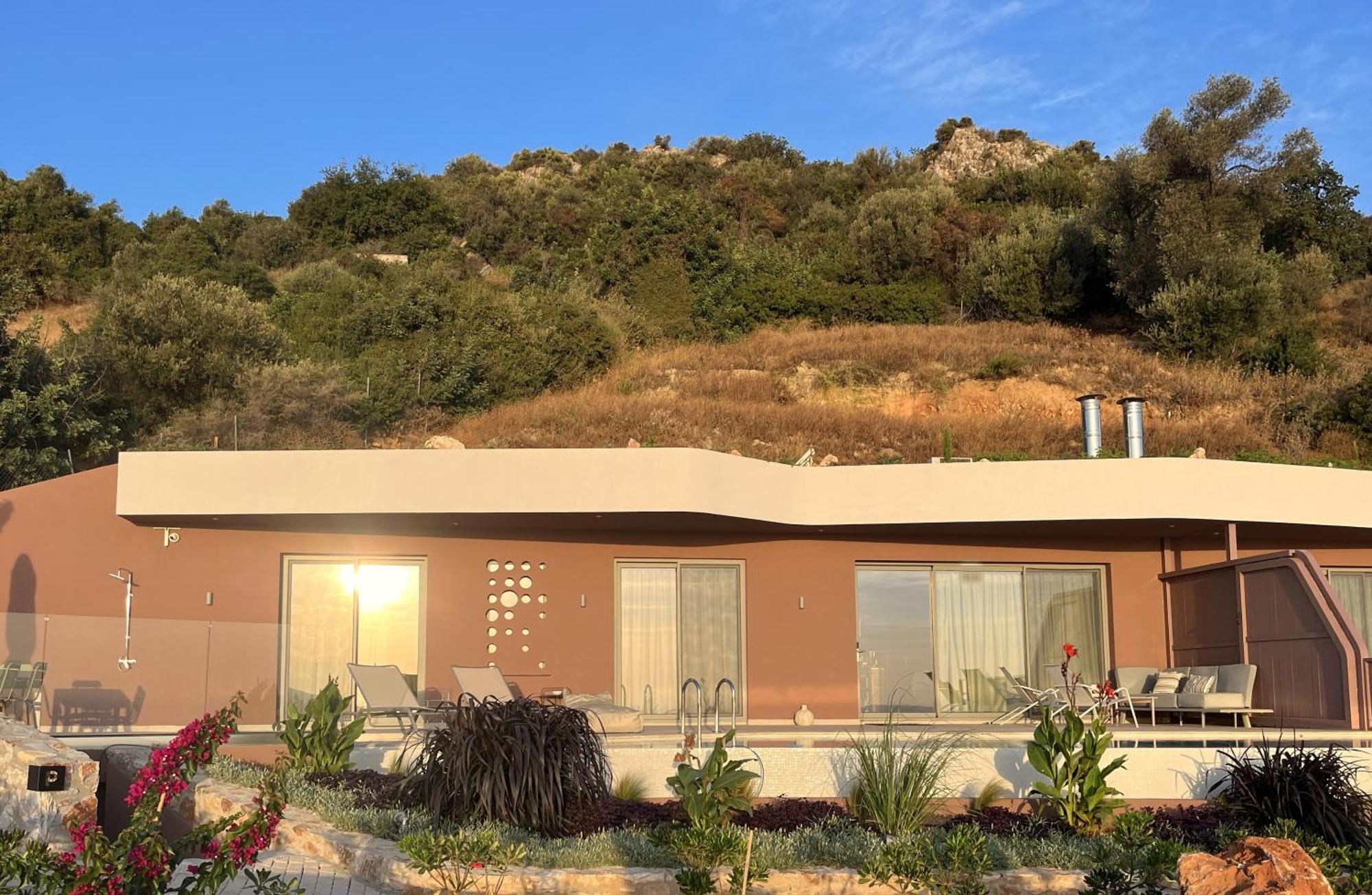 Plethora Luxury Suites Rodhia  Bagian luar foto